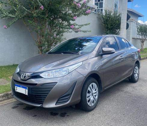 TOYOTA YARIS 1.5 16V FLEX SEDAN XL LIVE MANUAL